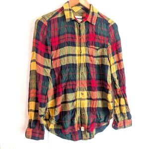 AMERICAN EAGLE Women's Red Yellow Green PlaidAhh-Mazingly Soft Button Down Shirt